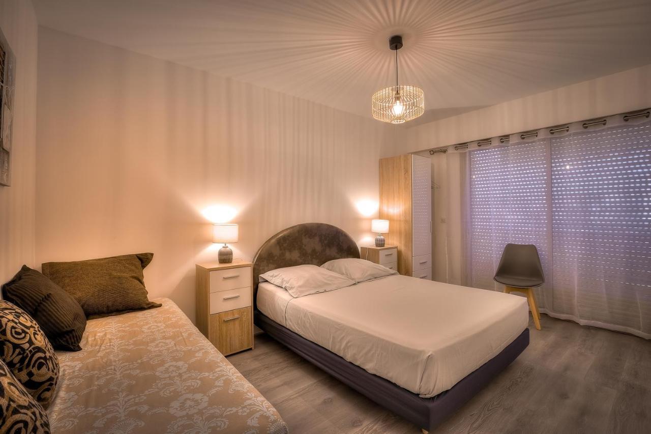 Le Sun-Beach - Spacieux 3 Pieces Avec Parking A 400 M Des Plages De ฌวง-เลส์-แป็งส์ ภายนอก รูปภาพ