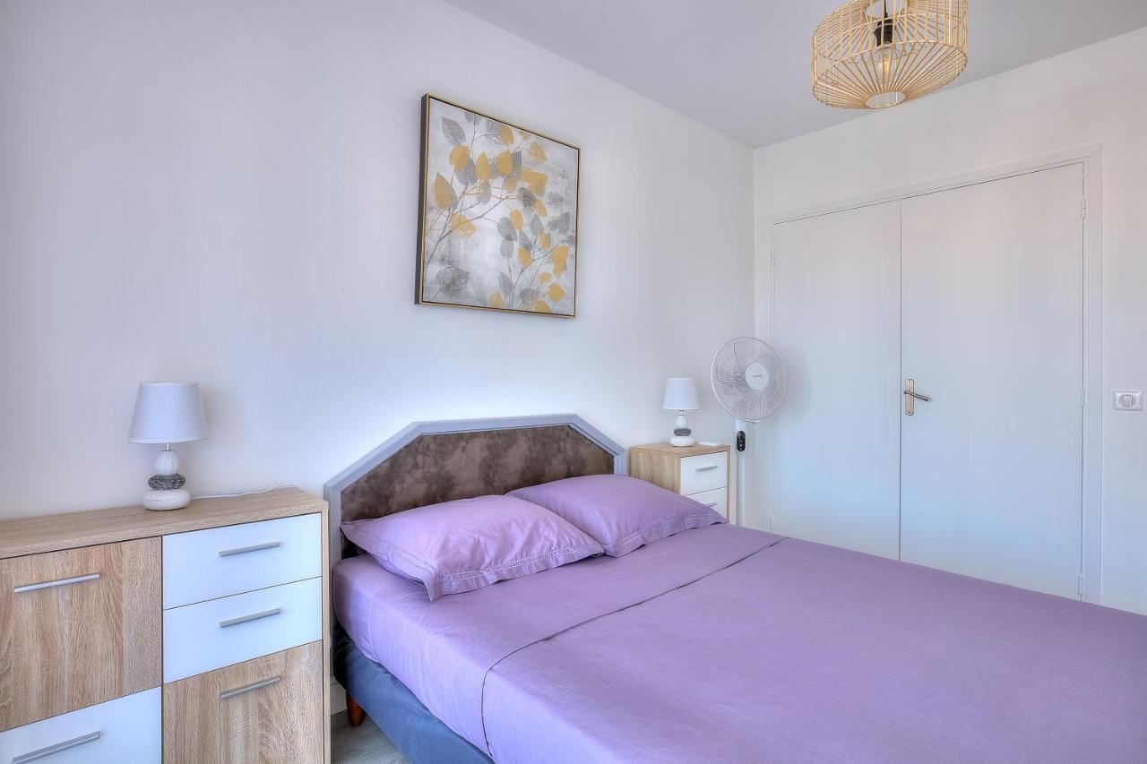 Le Sun-Beach - Spacieux 3 Pieces Avec Parking A 400 M Des Plages De ฌวง-เลส์-แป็งส์ ภายนอก รูปภาพ